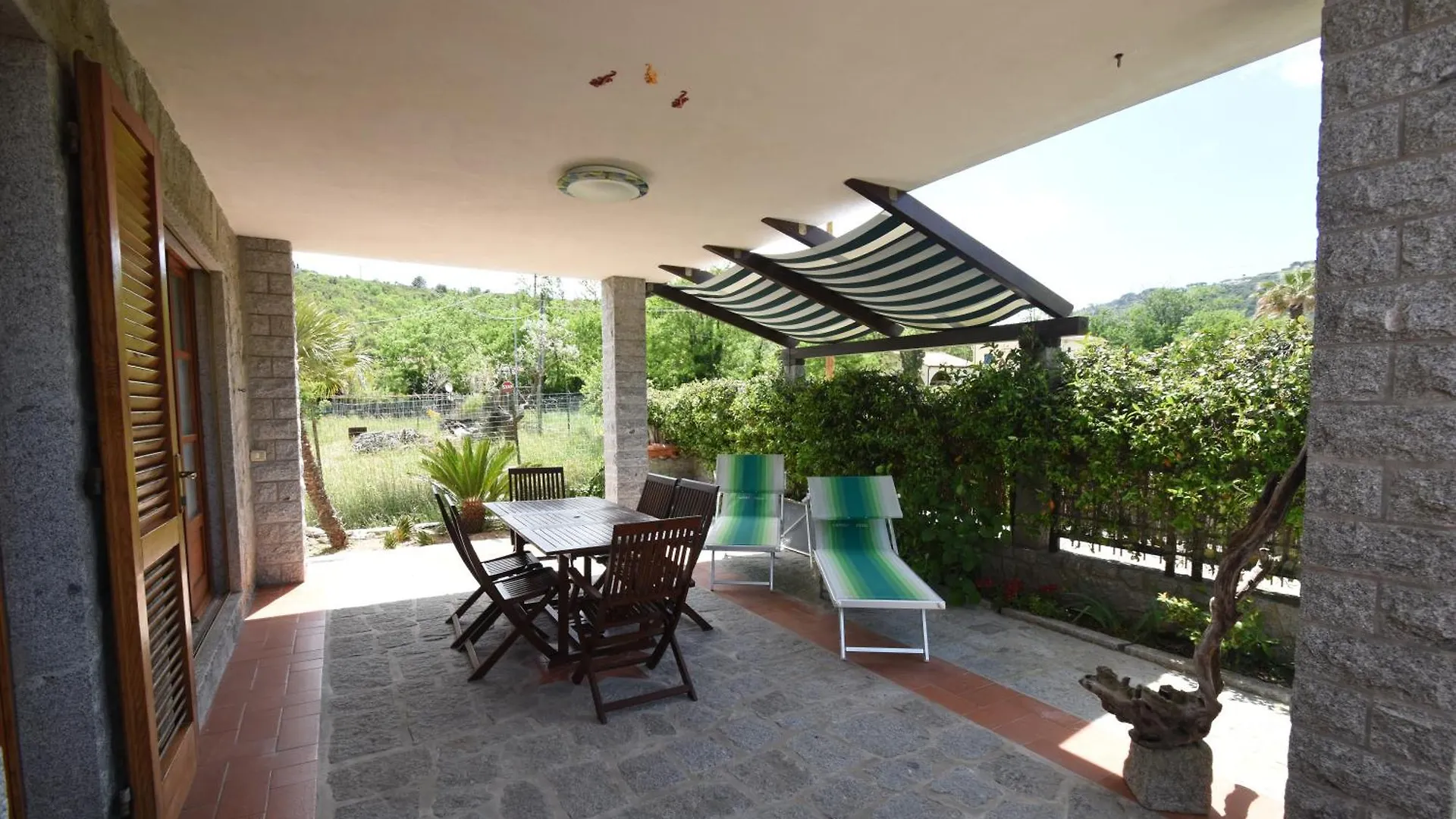 Apartmán Appartamenti Oleandro - Giardini, Terrazze, Clima E Posti Auto Marina di Campo