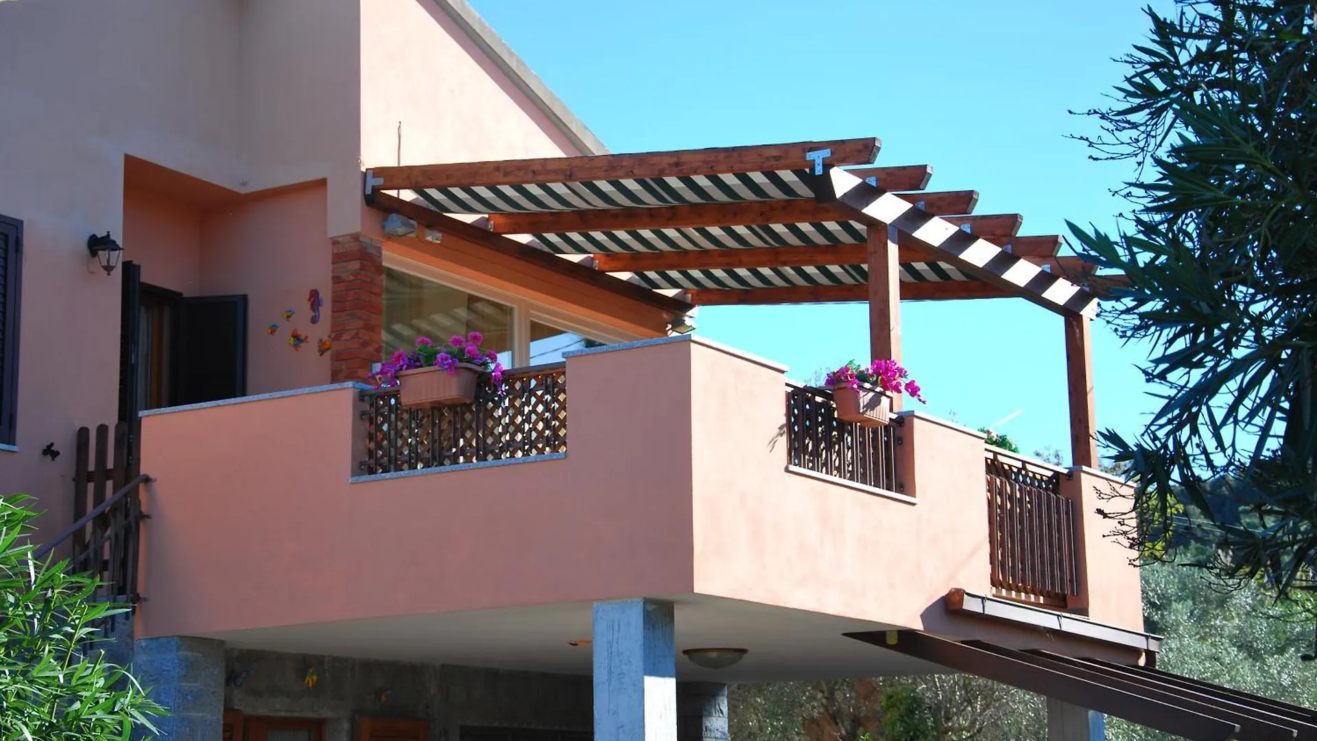 Apartmán Appartamenti Oleandro - Giardini, Terrazze, Clima E Posti Auto Marina di Campo Itálie